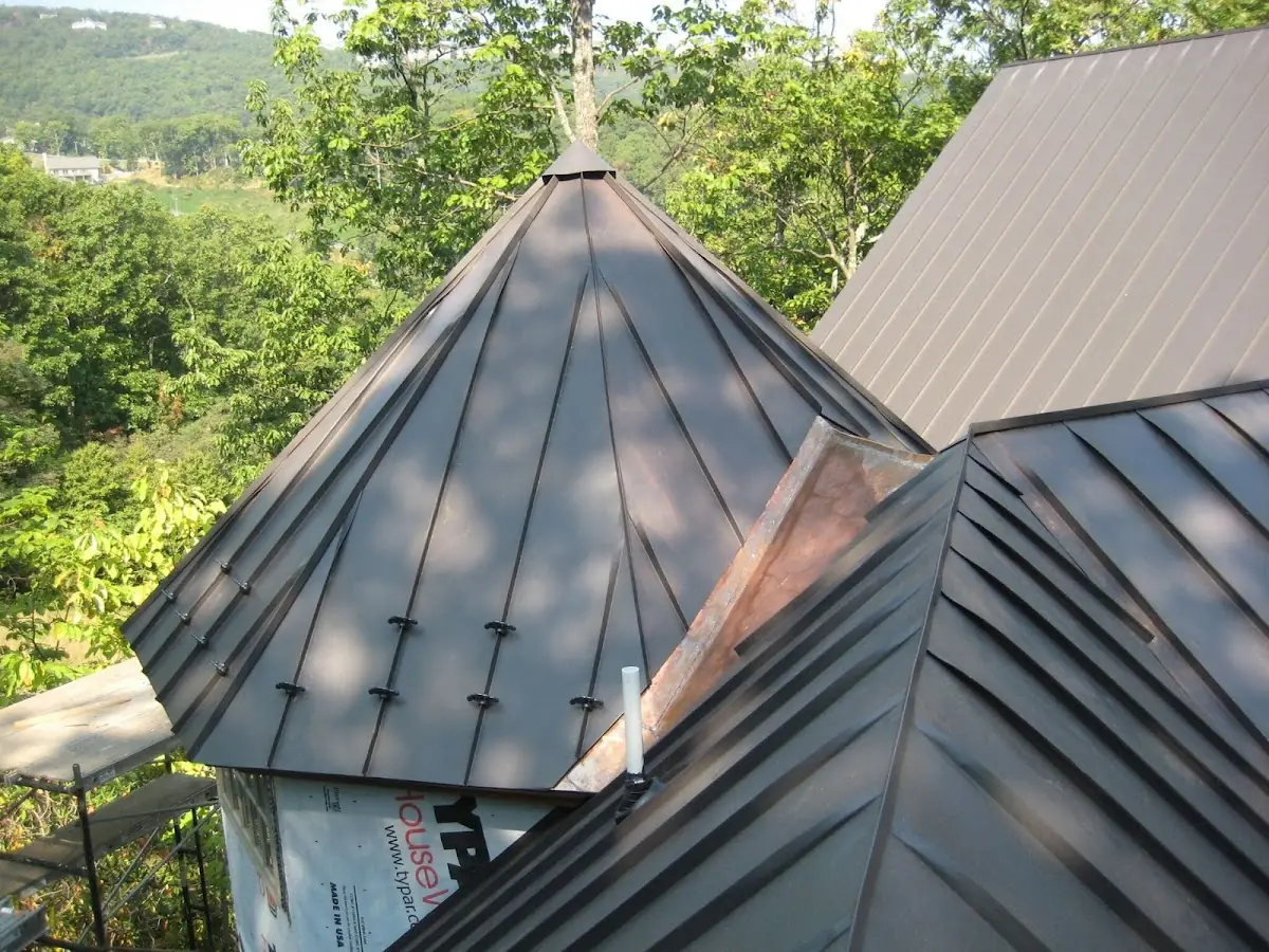 Professional Shingle Replacement & Repair by Craftsman Roofing in Flagg Meadows